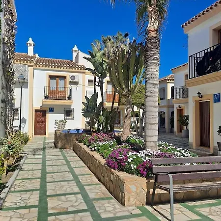 Shore 4 Persons 2 Pools And 200 M Vera