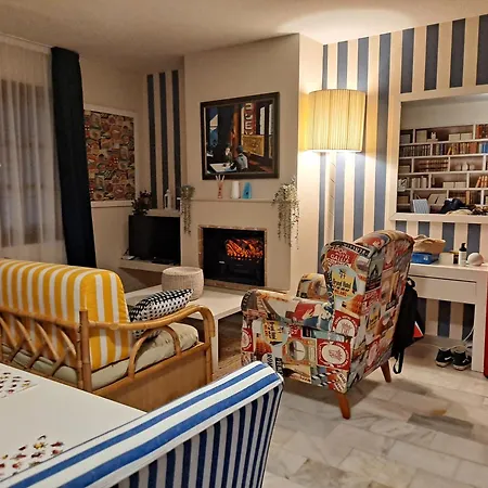 Shore 4 Persons 2 Pools And 200 M Apartman